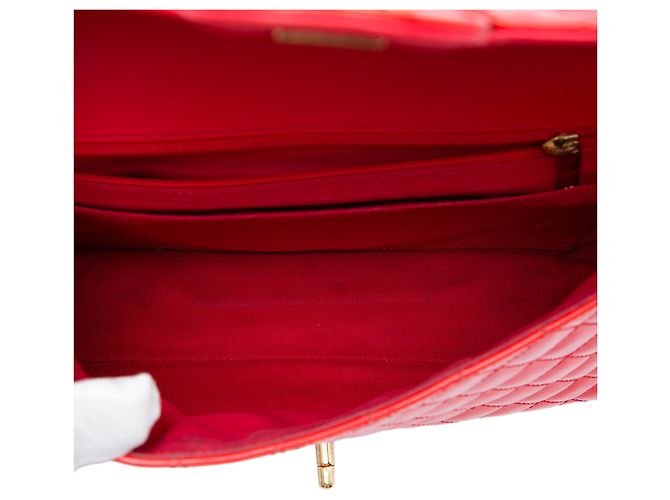 Chanel Red Medium Classic Patent Valentines Heart Charms Single Flap - vista 4