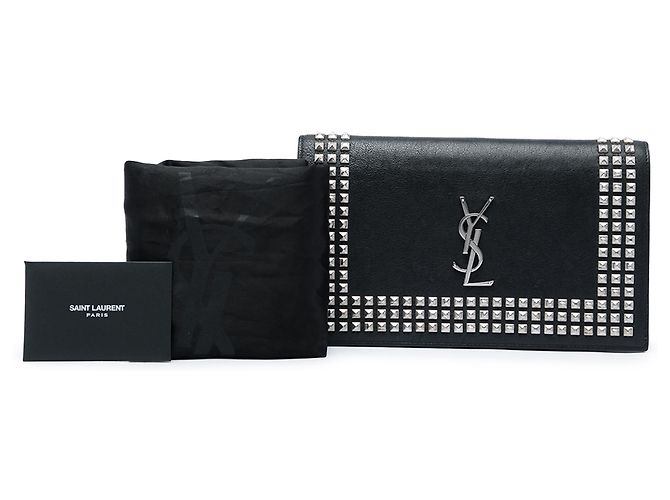Autre Marque Clutch Monogram in pelle borchiata nera Saint Laurent - vista 6