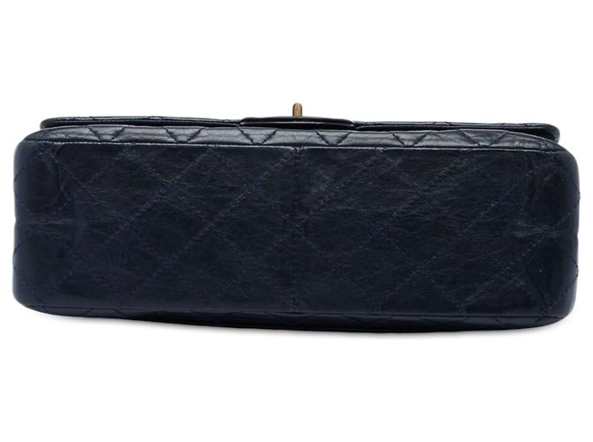 Chanel Blue Quilted Aged Calfskin Reissue 2.55 Double Flap 227 - vista 3