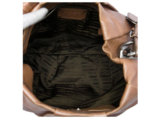 Borsa Hobo Prada in pelle di vitello Naplak Glace Sfumato Brown - vista 4