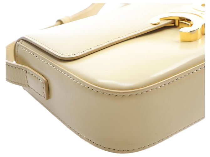 Céline Borsa a tracolla Celine Claude in pelle di vitello lucida gialla con Triomphe - vista 9