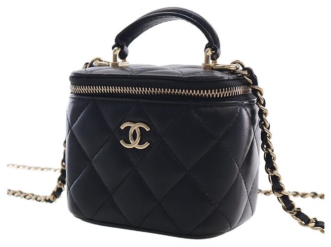 Chanel Mini Vanity Case CC Matelassé in Pelle d'Agnello Nera con Manico e Catena - vista 12