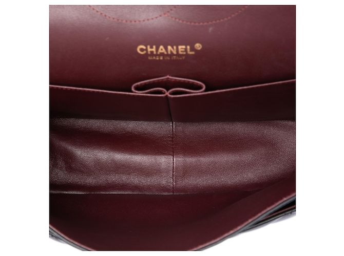 Chanel Black Jumbo Classic Lambskin Double Flap - vista 4