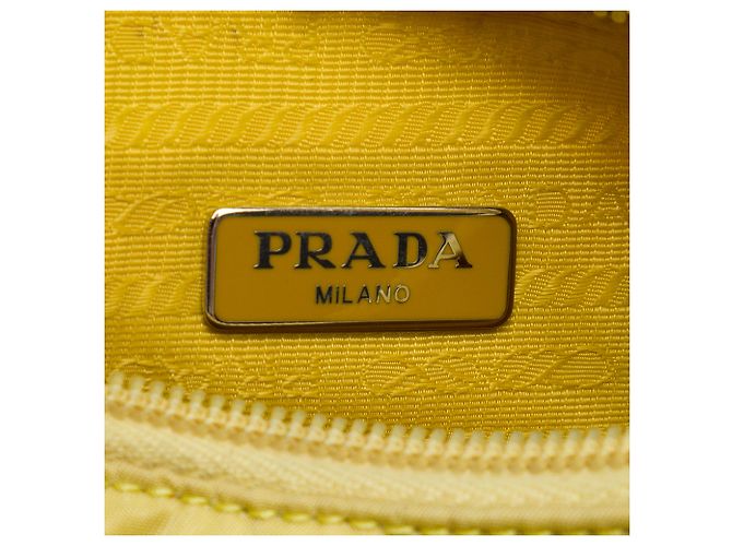 Re-Edition Prada Bolso de hombro Mini Tessuto Re Edition 2000 Amarillo - vista 5