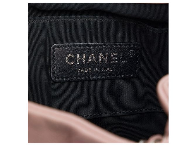 Borsa bucket Chanel Black CC Multicolor Quilted Lambskin Cuba Drawstring - vista 5