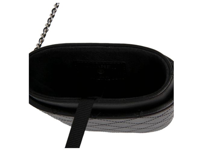Portacellulare Chanel Black CC Quilted Lambskin Chain Around - vista 4