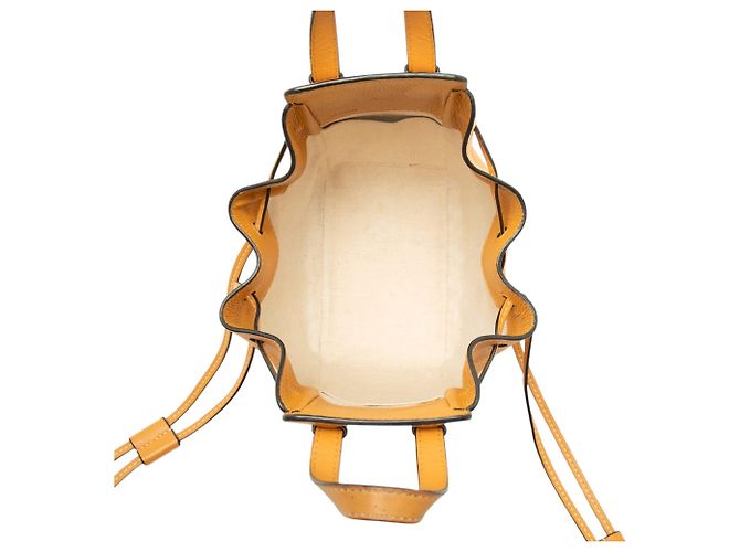 LOEWE Orange Mini Hammock Lederbeutel mit Kordelzug - Ansicht 4