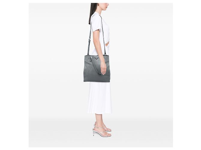 mala Prada Medium Saffiano Cinza - vista 5