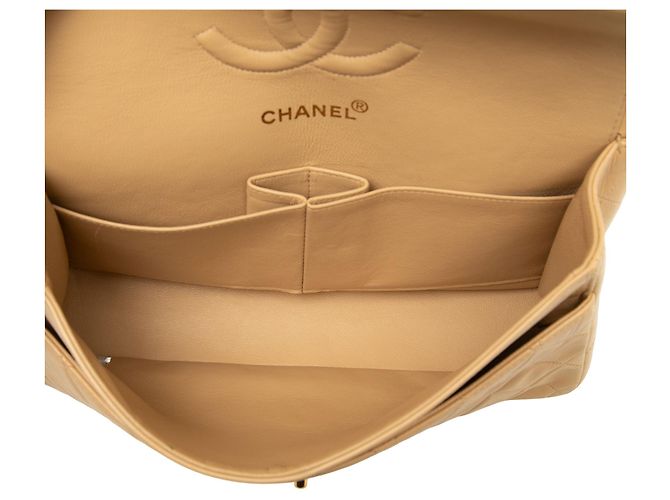 Chanel Beige Medium Classic Lambskin Double Flap - vista 4