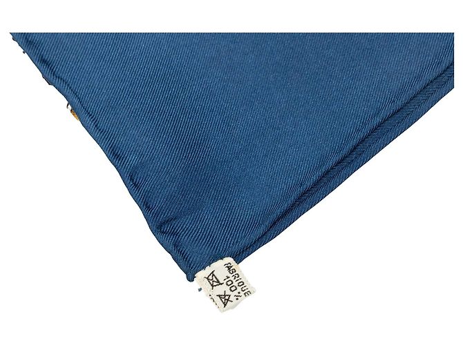 Lenço de seda Hermès Blue L Hiver En Poste 90 - vista 3