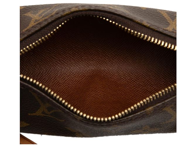 Louis Vuitton Brown Monogram Papillon Pochette - vista 4