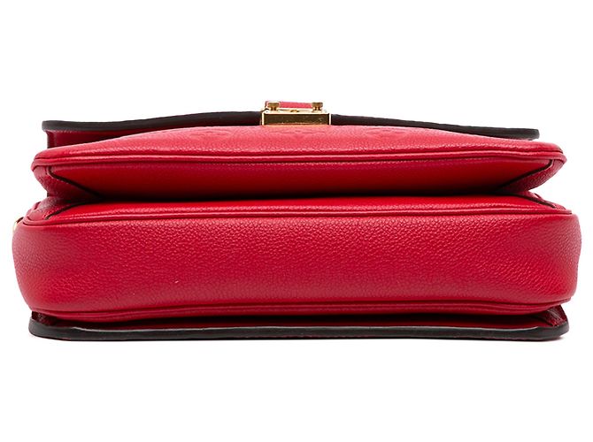 Louis Vuitton Red Monogram Empreinte Pochette Metis - vista 3