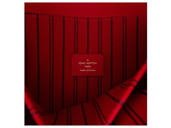 Louis Vuitton Red Monogram Empreinte Pochette Metis - vista 5