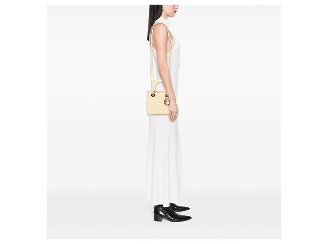 Dior Beige Small Patent Cannage Lady Dior - vista 5