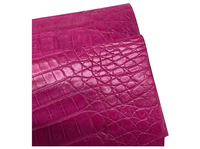 Autre Marque Borsa a pochette con patta Nancy Gonzalez in pelle di coccodrillo rosa - vista 13