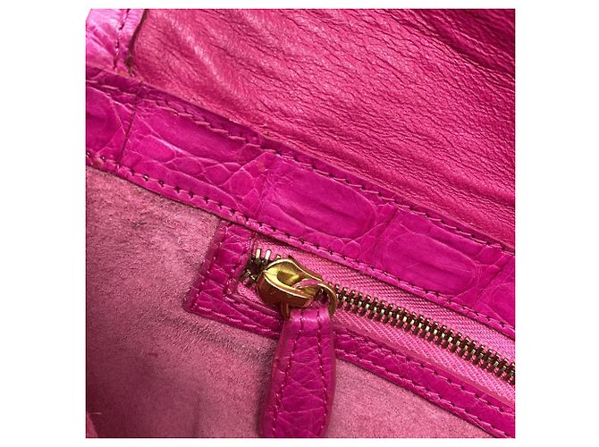 Autre Marque Borsa a pochette con patta Nancy Gonzalez in pelle di coccodrillo rosa - vista 7