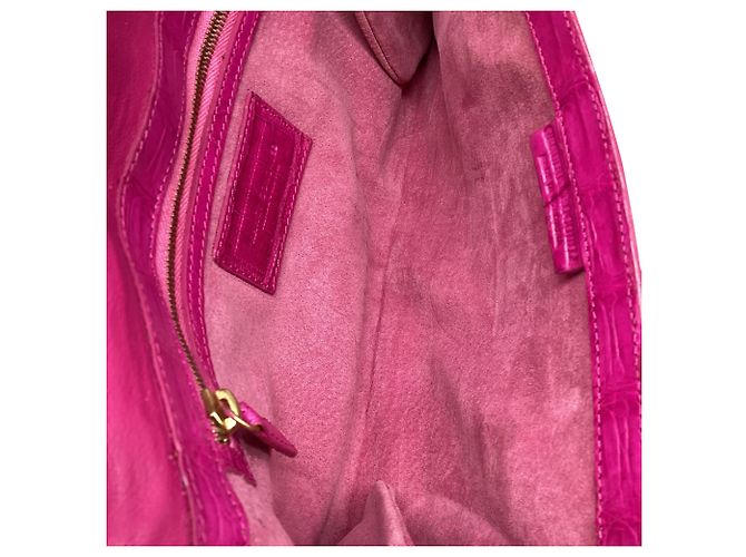 Autre Marque Borsa a pochette con patta Nancy Gonzalez in pelle di coccodrillo rosa - vista 9