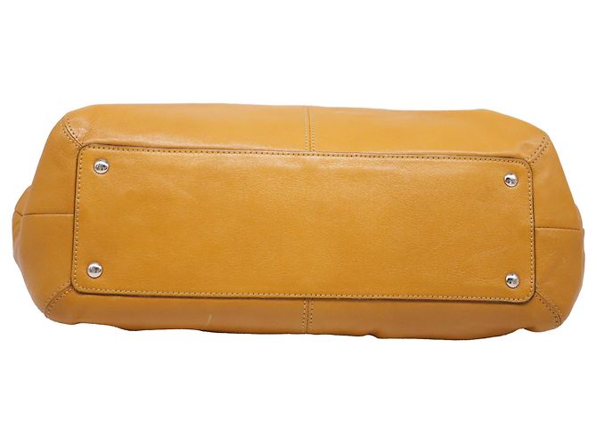 Borsa Tote plissettata Coach Soho in pelle Camel - vista 5