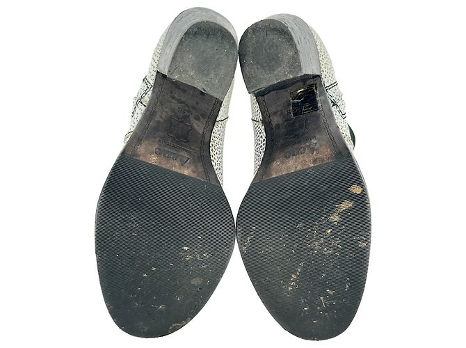 Botas de cano curto com fecho Acne Studios em pele branca texturada - vista 10