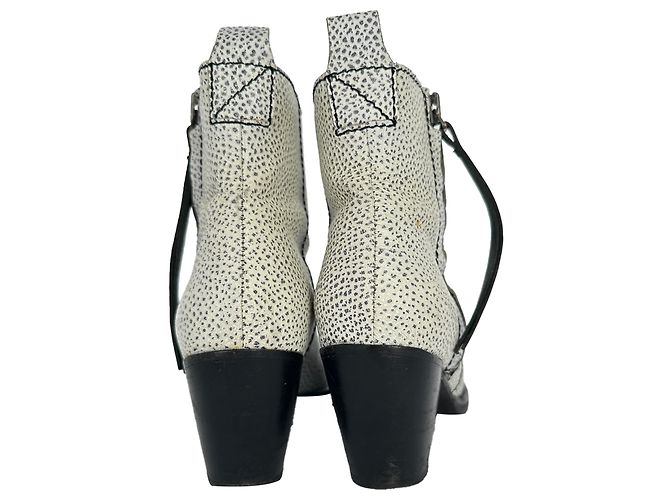 Botas de cano curto com fecho Acne Studios em pele branca texturada - vista 6