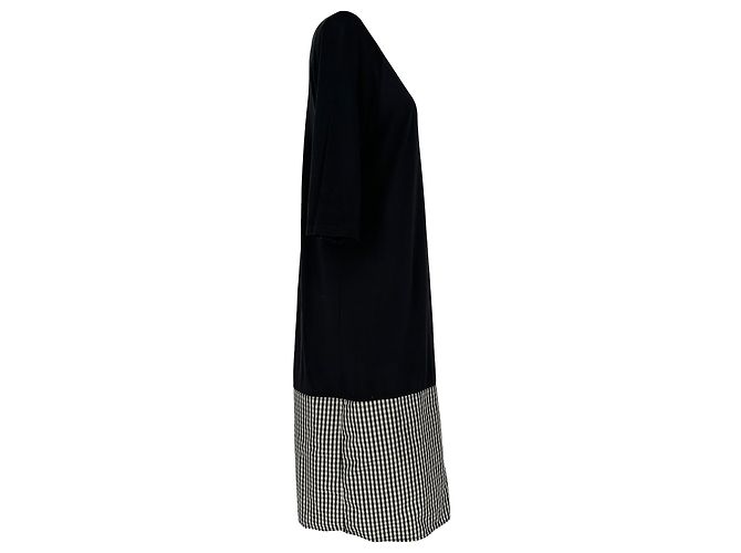 Vestido Midi Weekend Max Mara com Decote Canoa em Seda Preta - vista 2