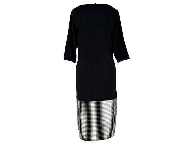 Vestido Midi Weekend Max Mara com Decote Canoa em Seda Preta - vista 3