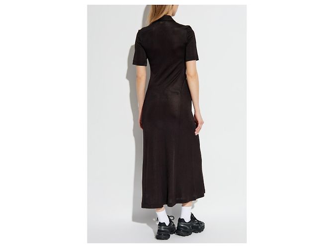 Vestido polo Lacoste marrom de viscose midi - vista 4