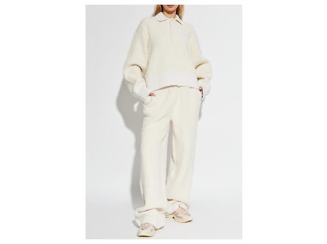 Calças Lacoste Creme de Algodão com Bolsos - vista 2