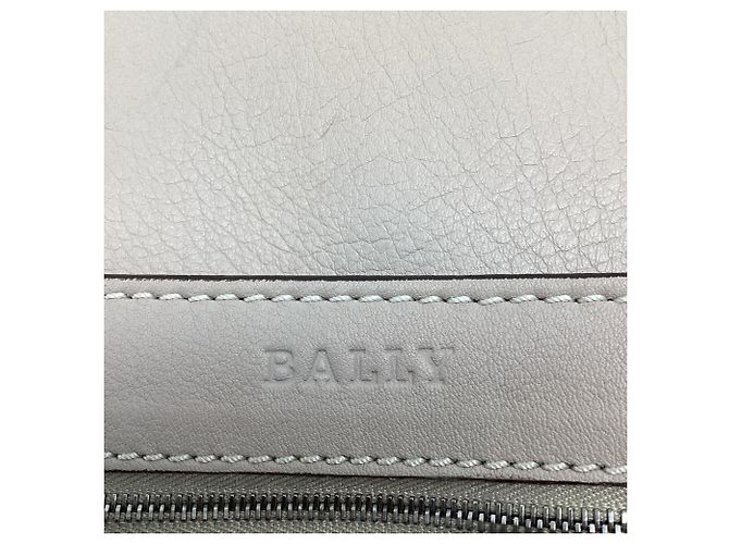Bolsa de Ombro com Cordão Bally com Bolsa em Couro Bege - vista 10