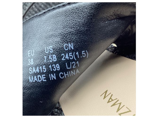 Sandales compensées Stuart Weitzman en raphia noir - vue 9