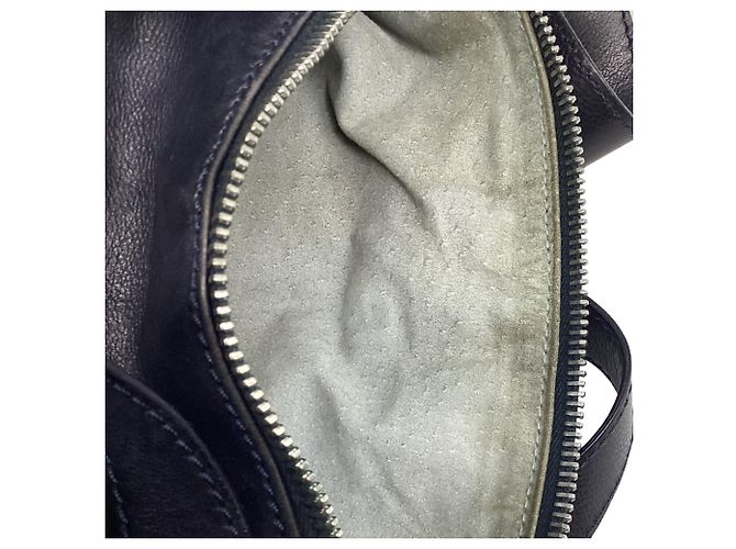 Marc Jacobs Multi-Pocket Satchel Schultertasche aus dunkelblauem Leder - Ansicht 11
