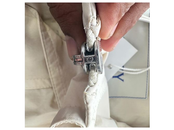 Burberry London Light Layer Windbreaker aus beigem Polyamid - Ansicht 6