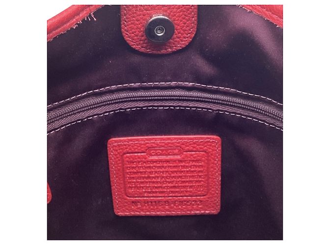 Coach Penelope Crossbody-Tasche aus rotem Leder - Ansicht 9