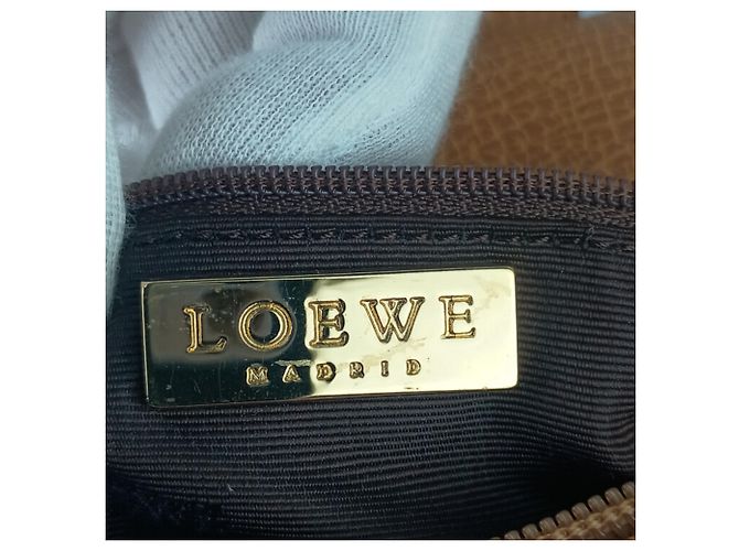 Loewe Handtasche aus hellbraunem Leder - Ansicht 9
