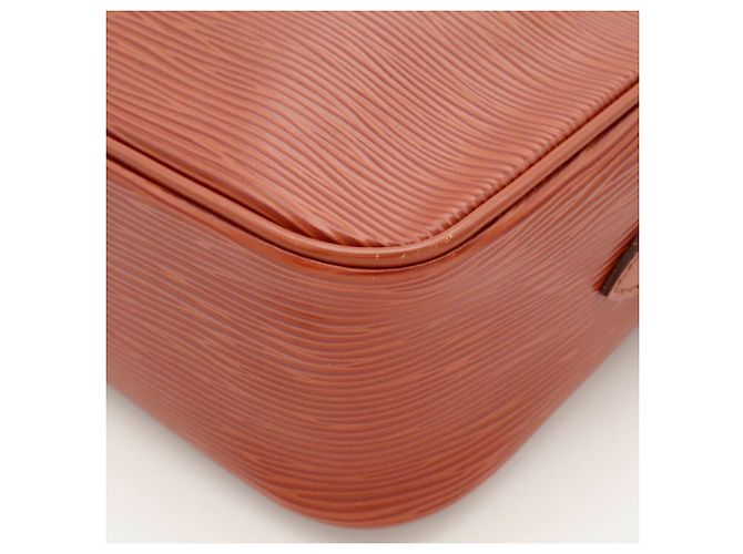 Borsa a tracolla Louis Vuitton Epi Trocadero 27 - vista 4
