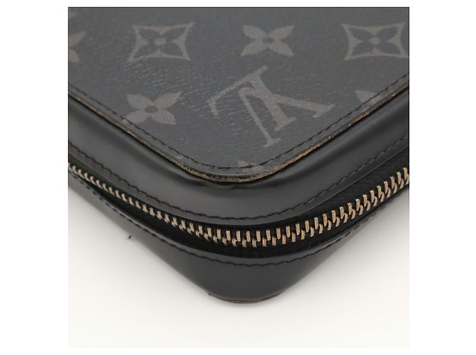 Pochette LOUIS VUITTON Monogram Eclipse - vue 4