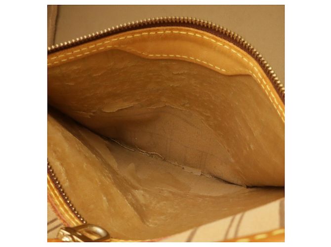Bolso Tote Louis Vuitton Monogram Neverfull MM - vista 10