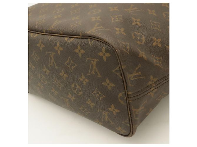 Bolso Tote Louis Vuitton Monogram Neverfull MM - vista 4