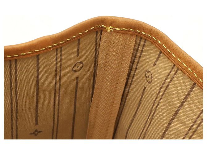 Bolso Tote Louis Vuitton Monogram Neverfull MM - vista 9
