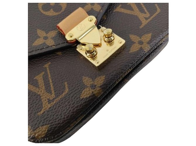 Bolso de hombro Louis Vuitton Micro Metis - vista 7
