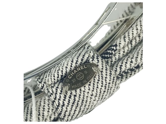 Barrette Chanel em algodão cinza - vista 4