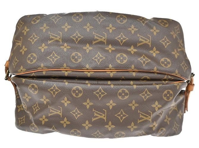 Louis Vuitton Saumur Monogram Canvas 35 - vista 6