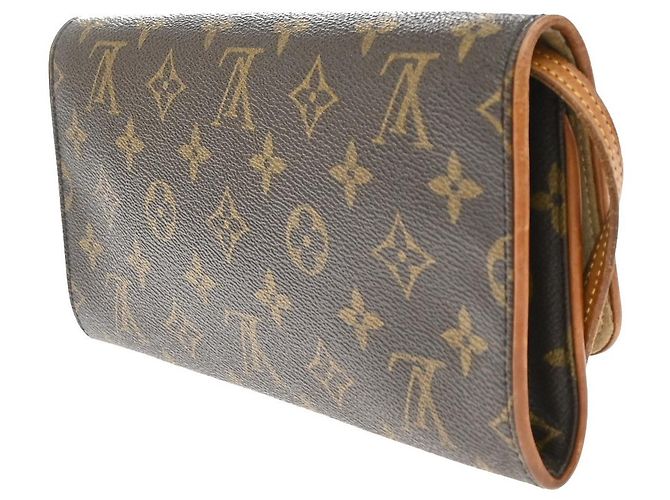 Louis Vuitton Twin Monogram Canvas GM - vista 4