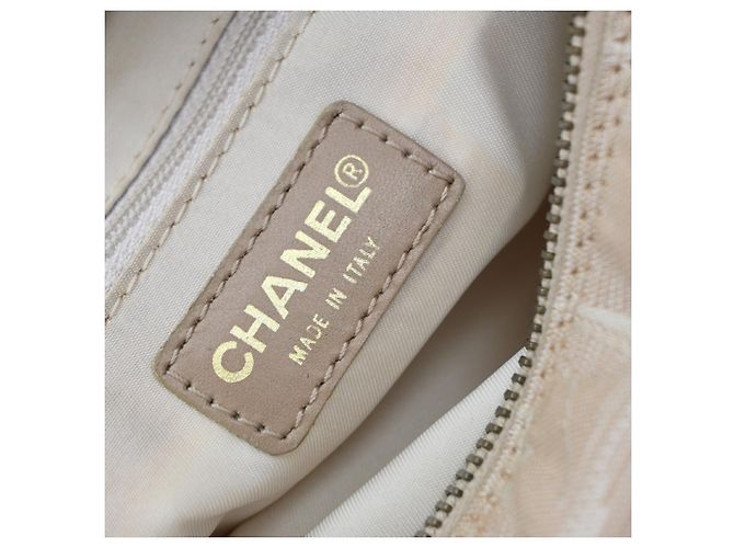 Chanel Travel Line Zip Hobo Nylon Small - vista 6