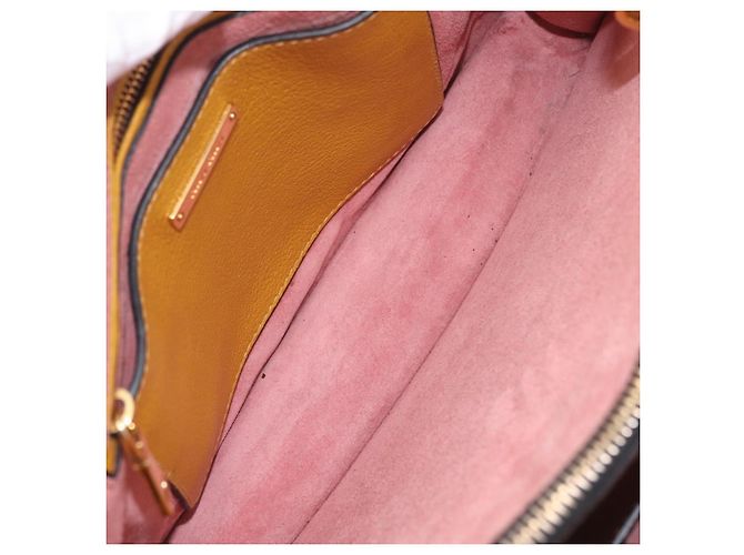 Miu Miu Madras Convertible Compartment Leather Medium - vista 5