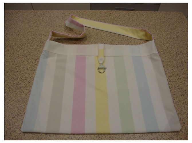 inconnue Baumwoll-Schultertasche mit Pastellstreifen - Ansicht 6