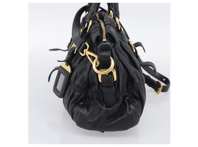 Prada Gaufre Convertible Satchel aus Nappa-Leder Medium - Ansicht 4