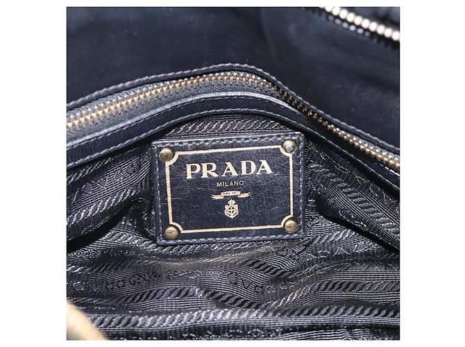 Prada Gaufre Convertible Satchel aus Nappa-Leder Medium - Ansicht 6