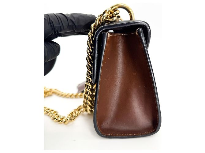 Padlock Gucci Borsa a patta con catena e lucchetto Stampa Blooms GG Coated Canvas e pelle Medium - vista 3