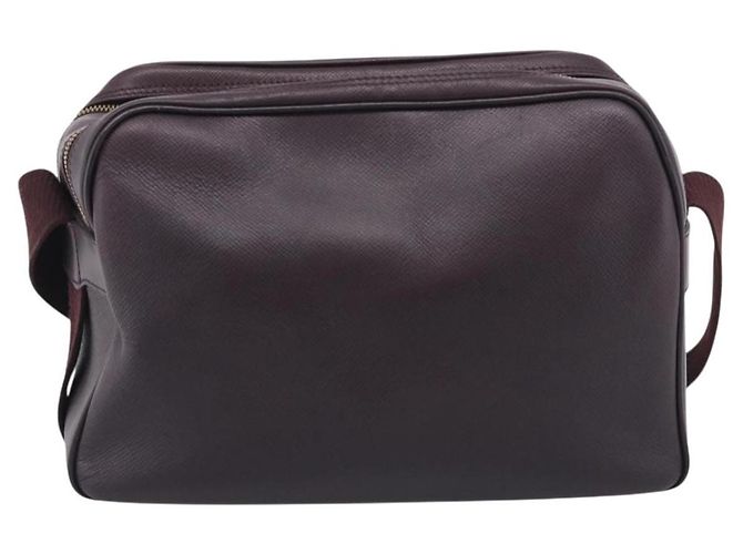 Louis Vuitton Reporter Taiga Leather PM - vista 2